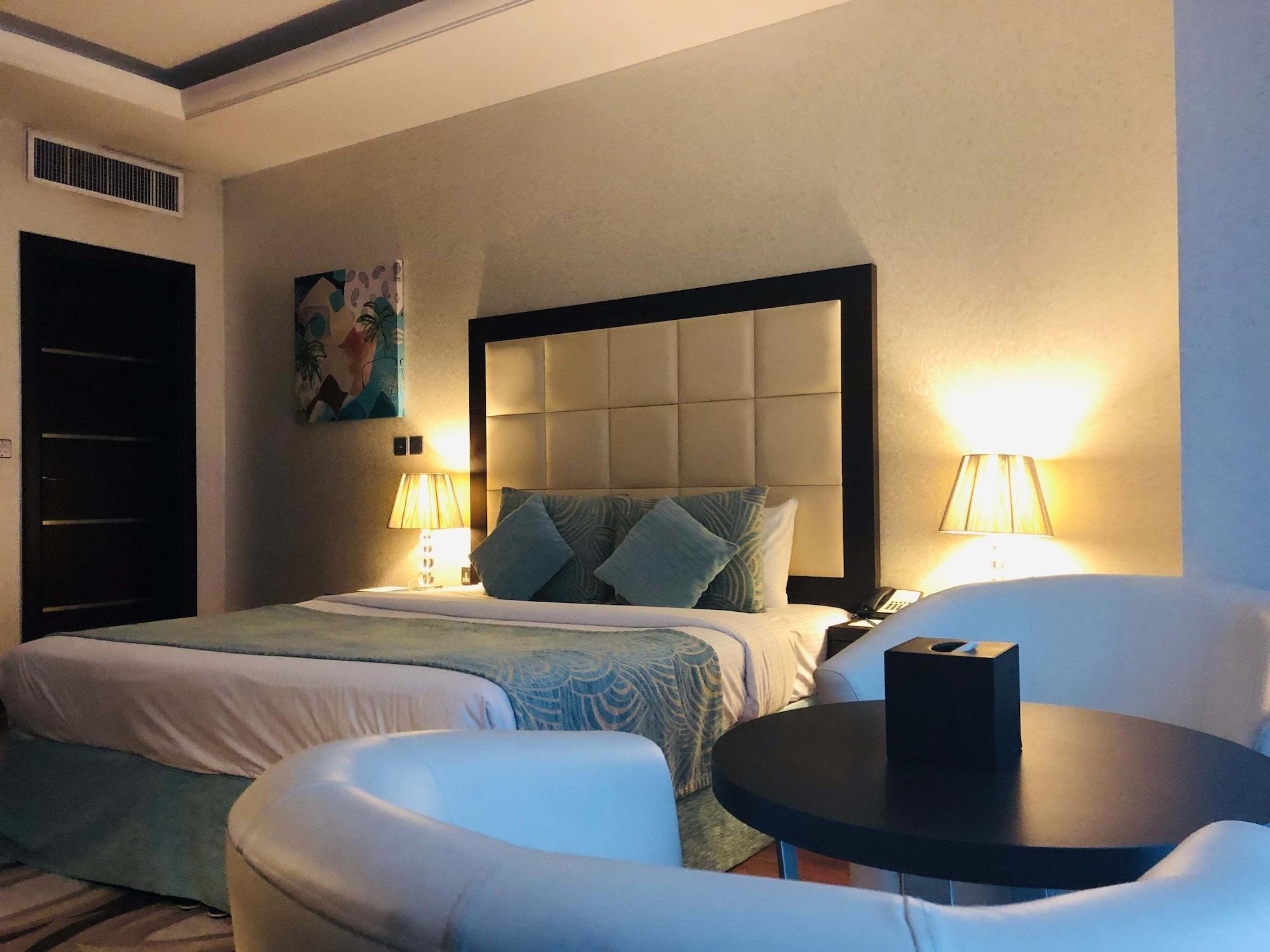 Gokulam Park Doha Hotel Exterior photo
