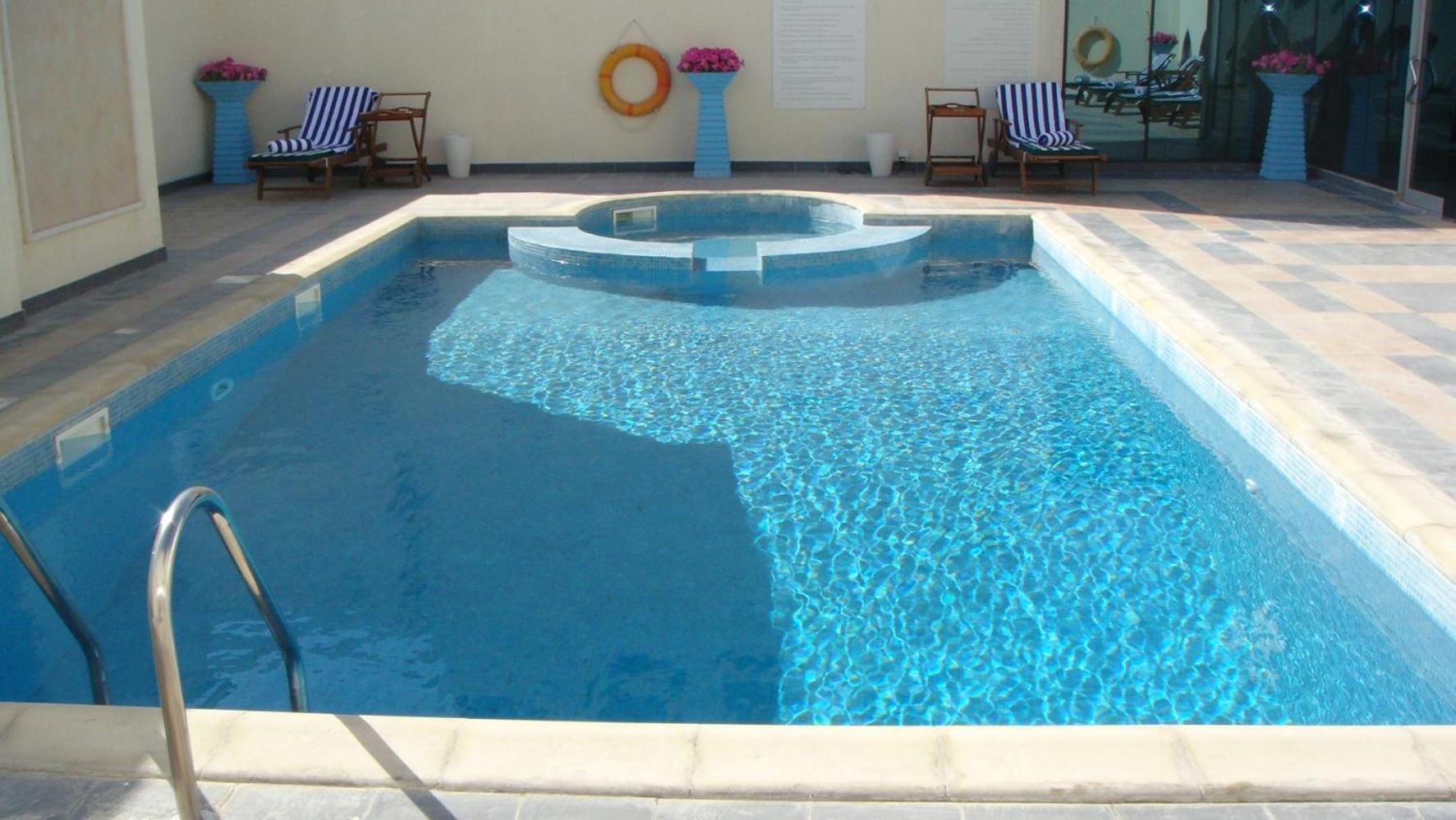 Gokulam Park Doha Hotel Exterior photo