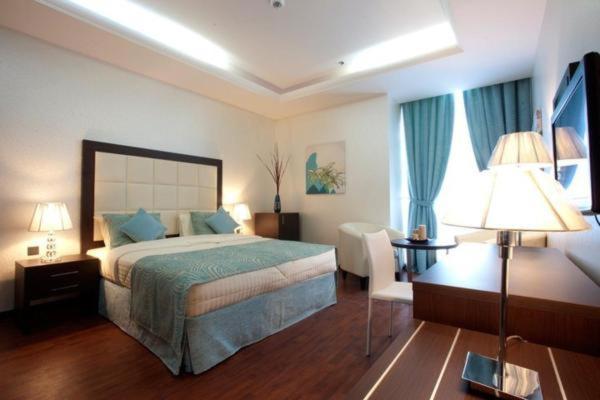 Gokulam Park Doha Hotel Exterior photo